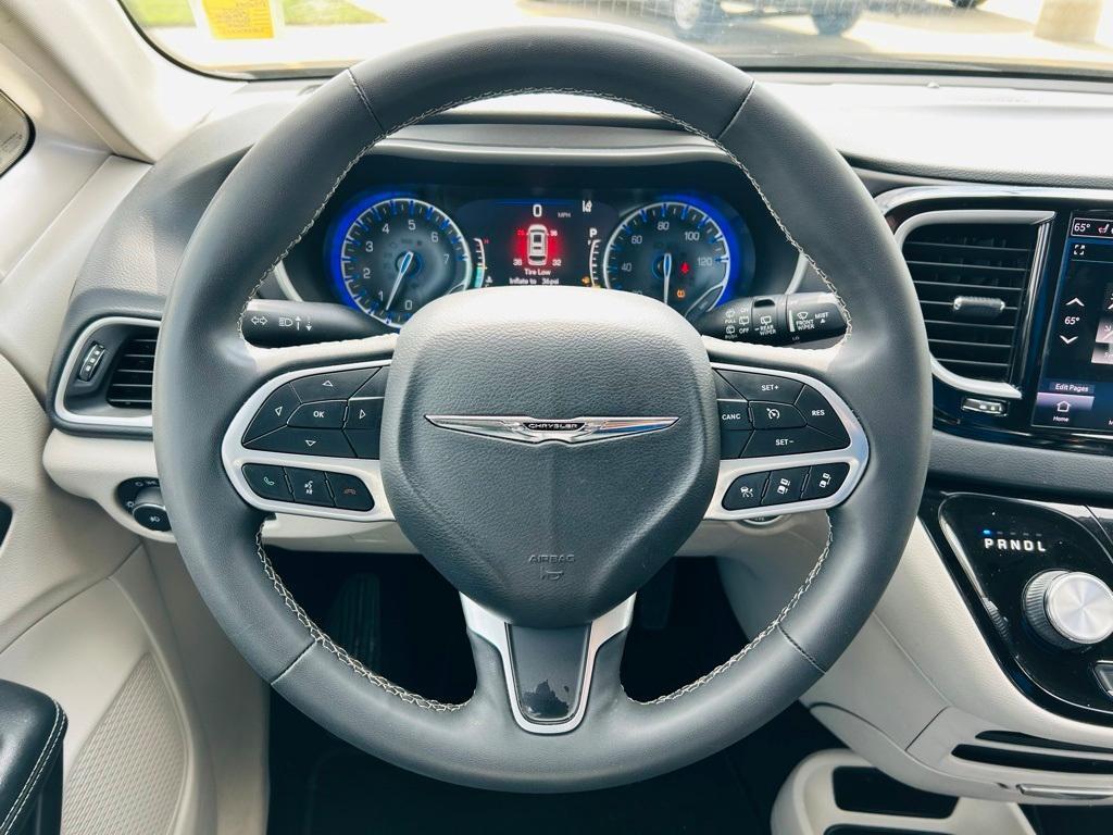 used 2022 Chrysler Pacifica car, priced at $24,300