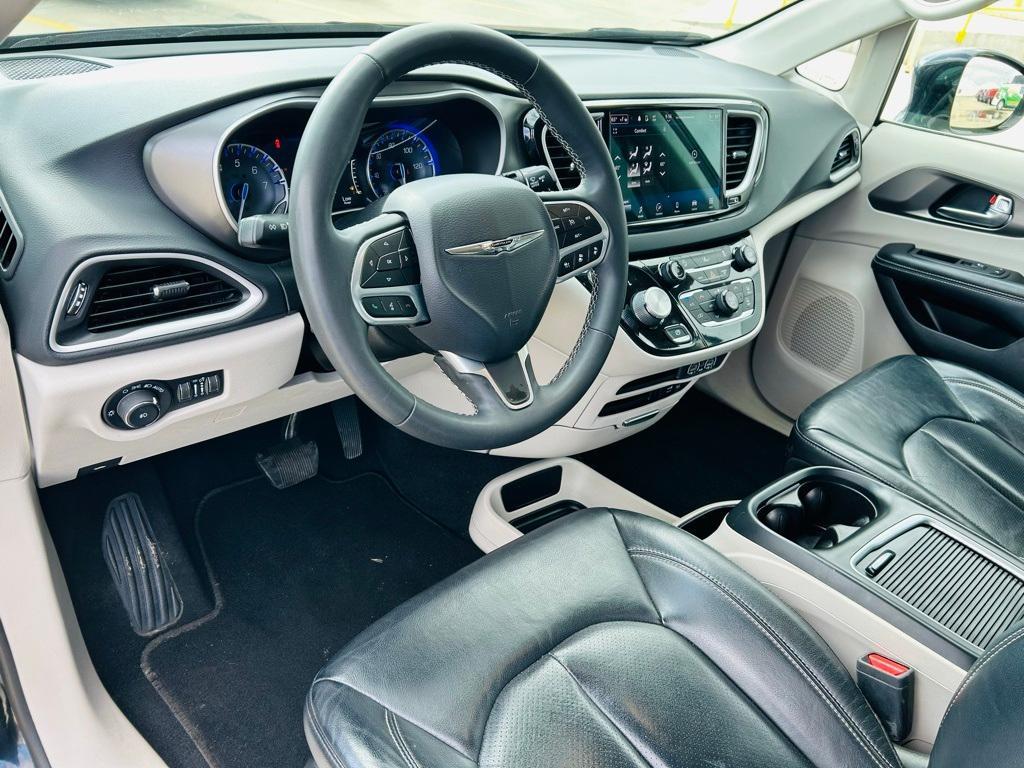 used 2022 Chrysler Pacifica car, priced at $24,300