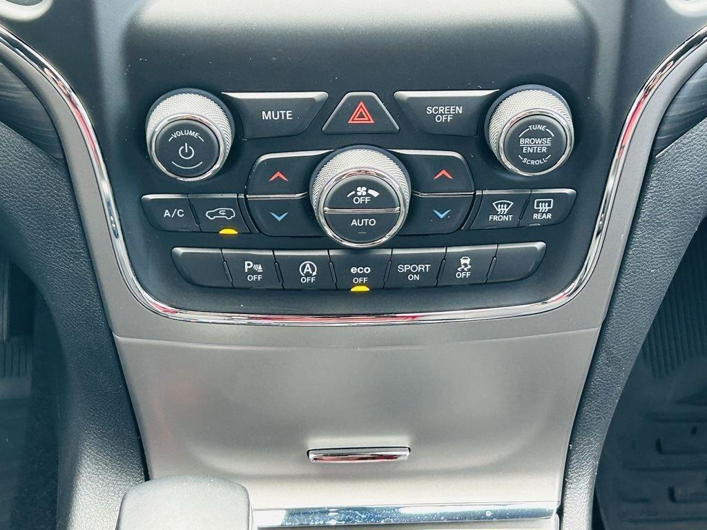 used 2020 Jeep Grand Cherokee car, priced at $22,000