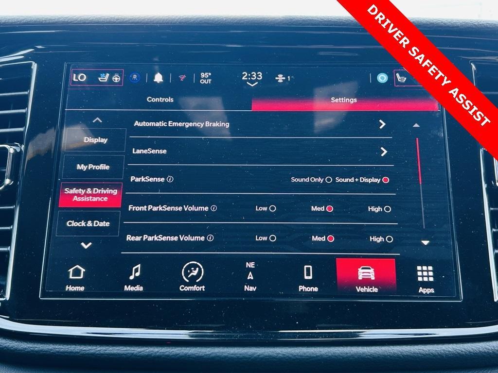 new 2025 Dodge Durango car, priced at $45,005