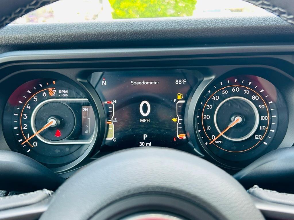 new 2025 Jeep Gladiator car