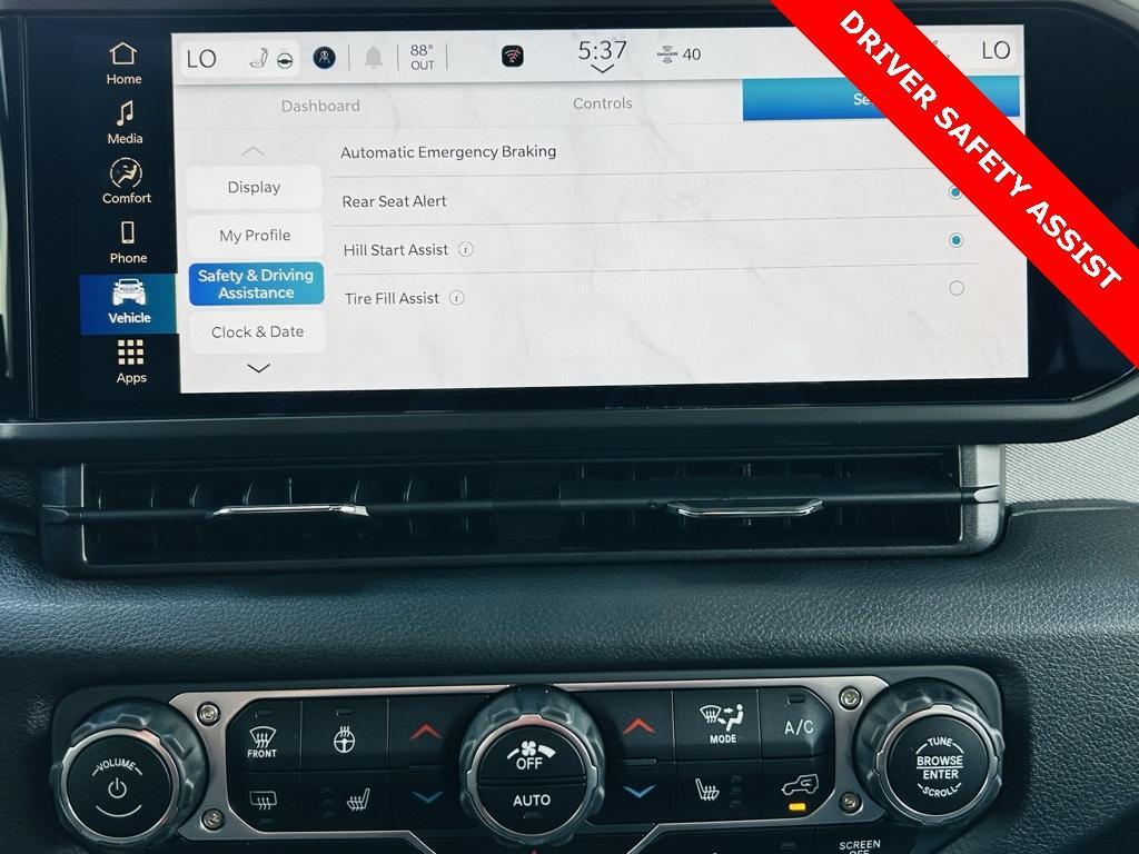 new 2025 Jeep Gladiator car