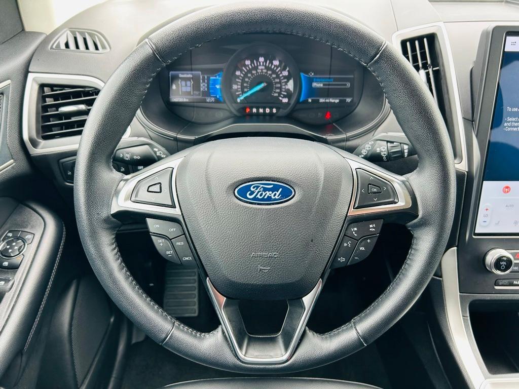 used 2024 Ford Edge car, priced at $26,200