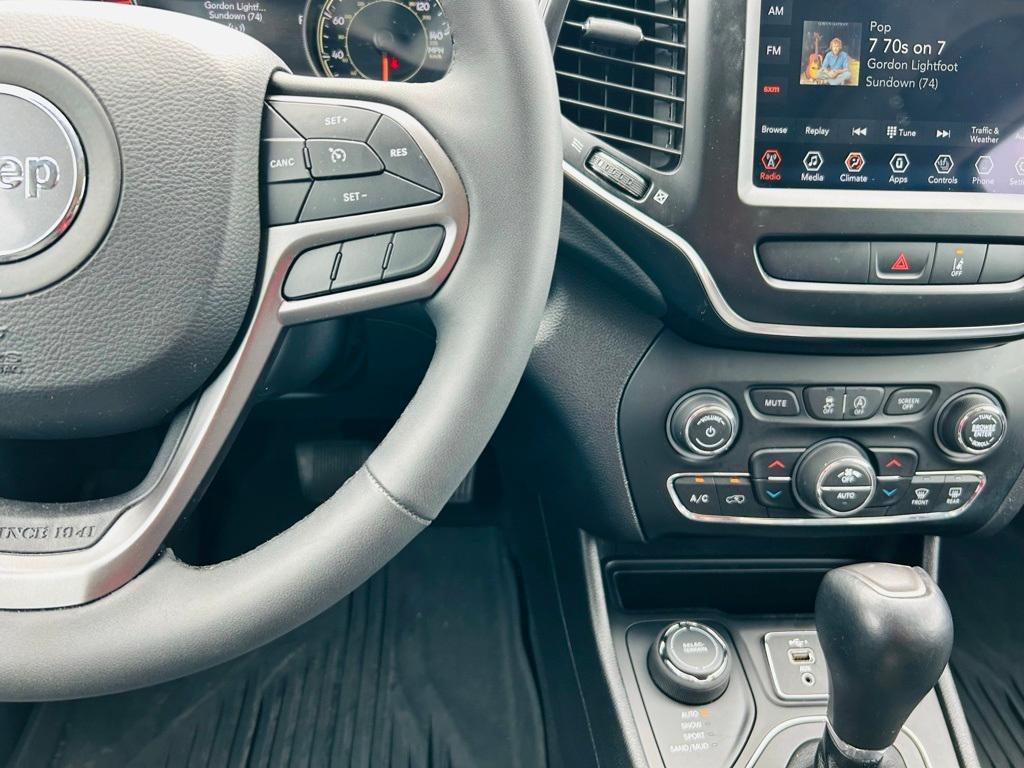 used 2022 Jeep Cherokee car, priced at $24,200