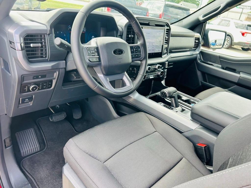 new 2025 Ford F-150 car, priced at $59,510