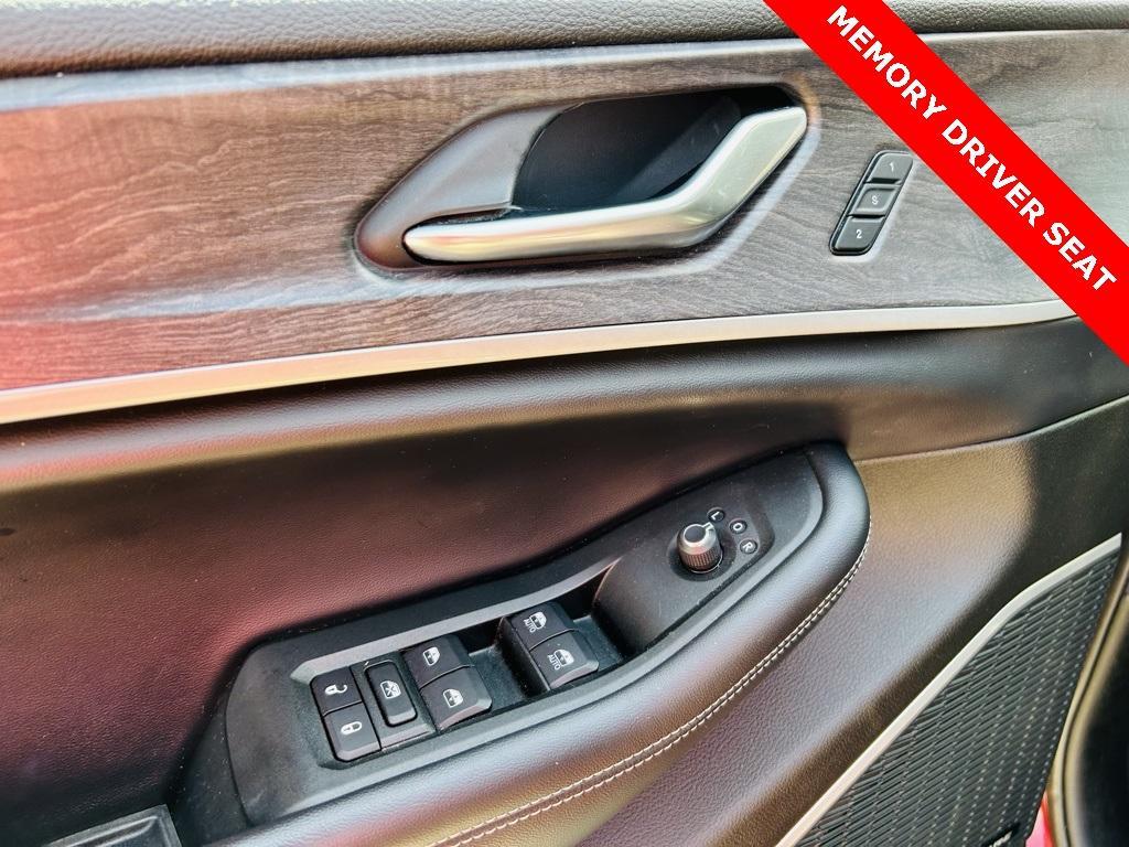 used 2021 Jeep Grand Cherokee L car, priced at $29,500