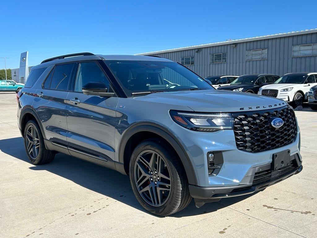 new 2025 Ford Explorer car, priced at $50,500