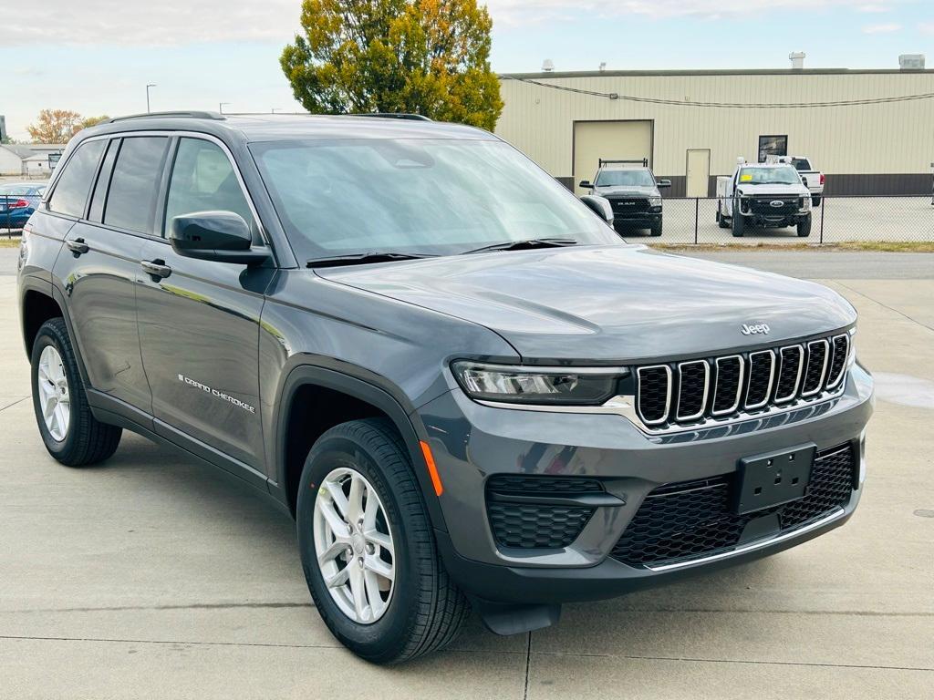 new 2025 Jeep Grand Cherokee car, priced at $39,675