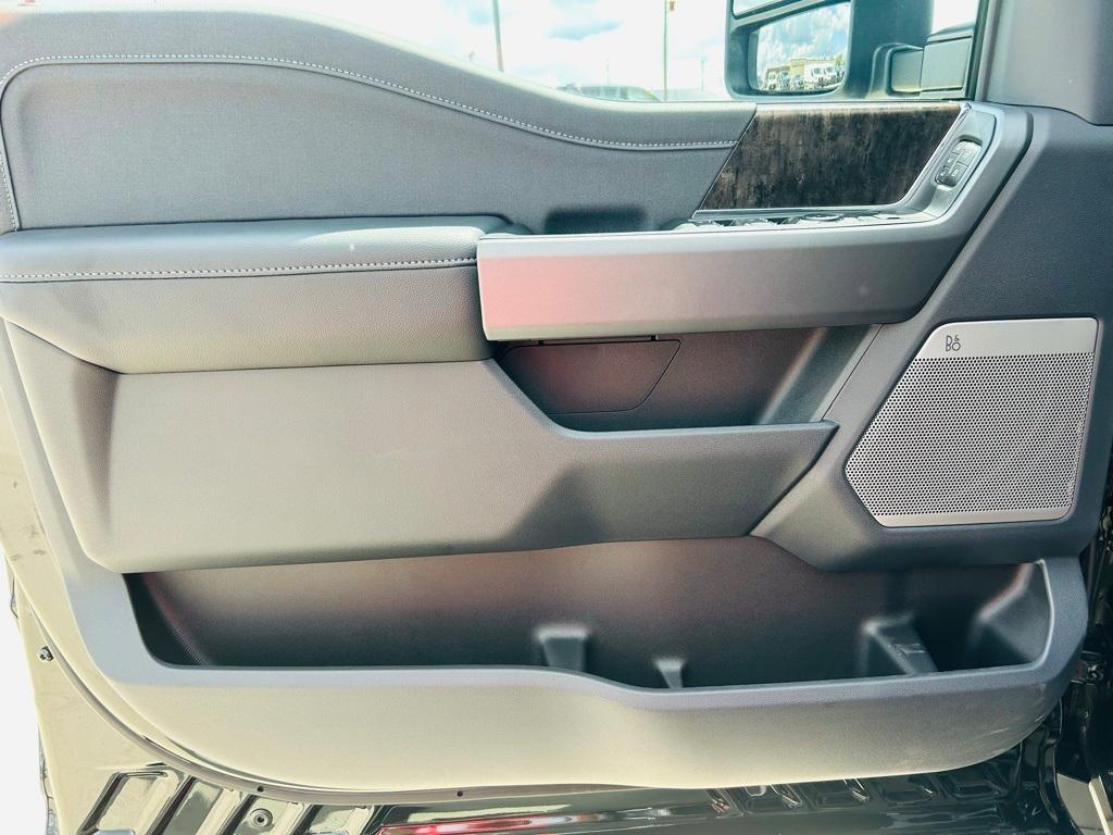 new 2025 Ford F-350 car, priced at $86,500