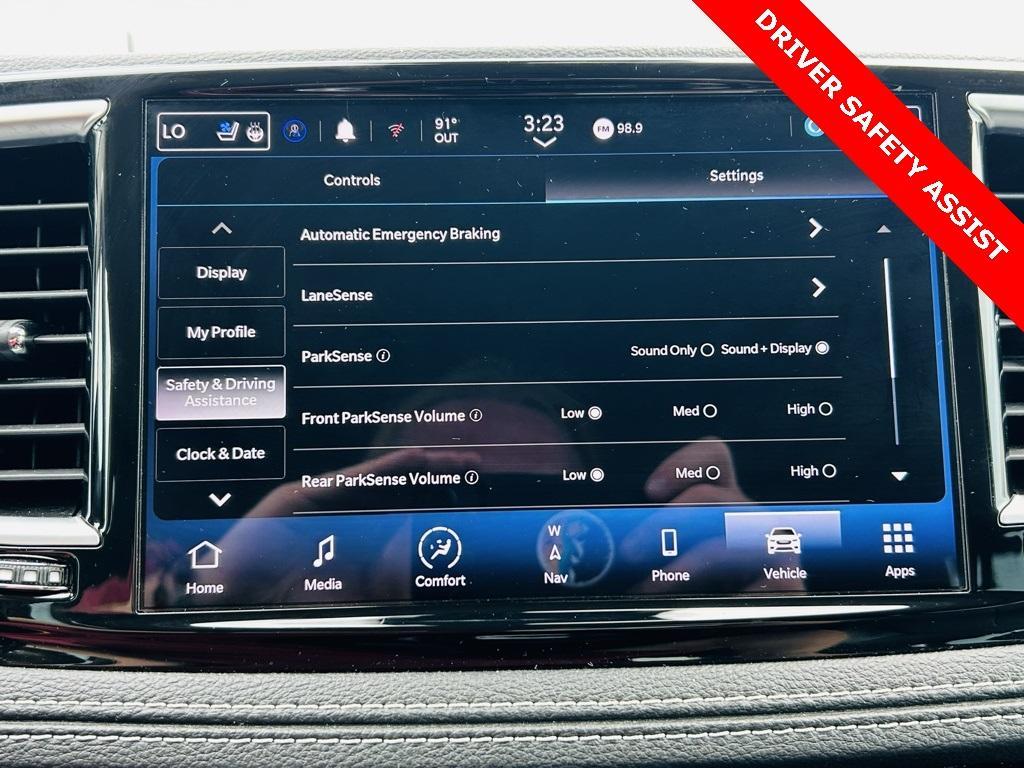 used 2022 Chrysler Pacifica car, priced at $27,500