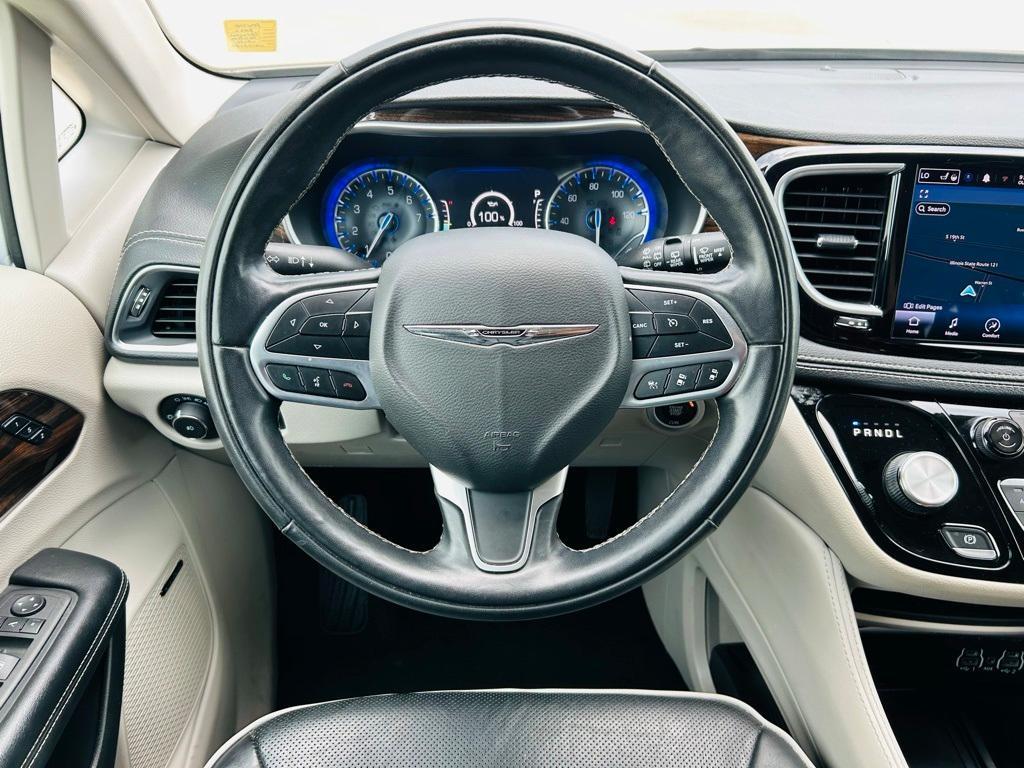 used 2022 Chrysler Pacifica car, priced at $27,500