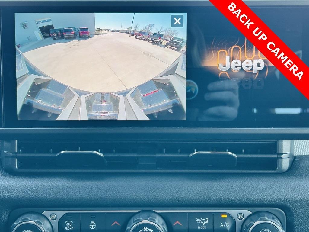 new 2025 Jeep Wrangler car, priced at $72,664