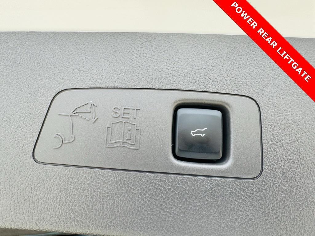 used 2020 Lincoln Corsair car, priced at $28,000