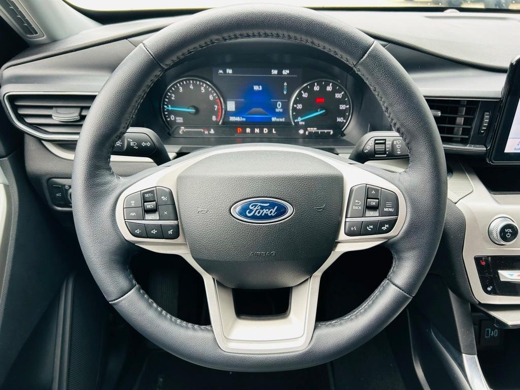 used 2022 Ford Explorer car, priced at $35,600