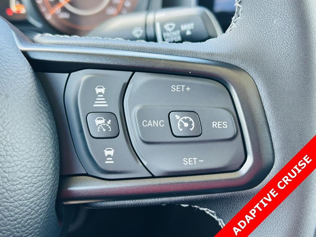 new 2025 Jeep Gladiator car