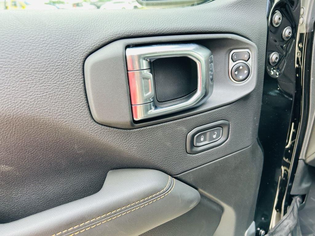 new 2025 Jeep Wrangler car, priced at $47,029