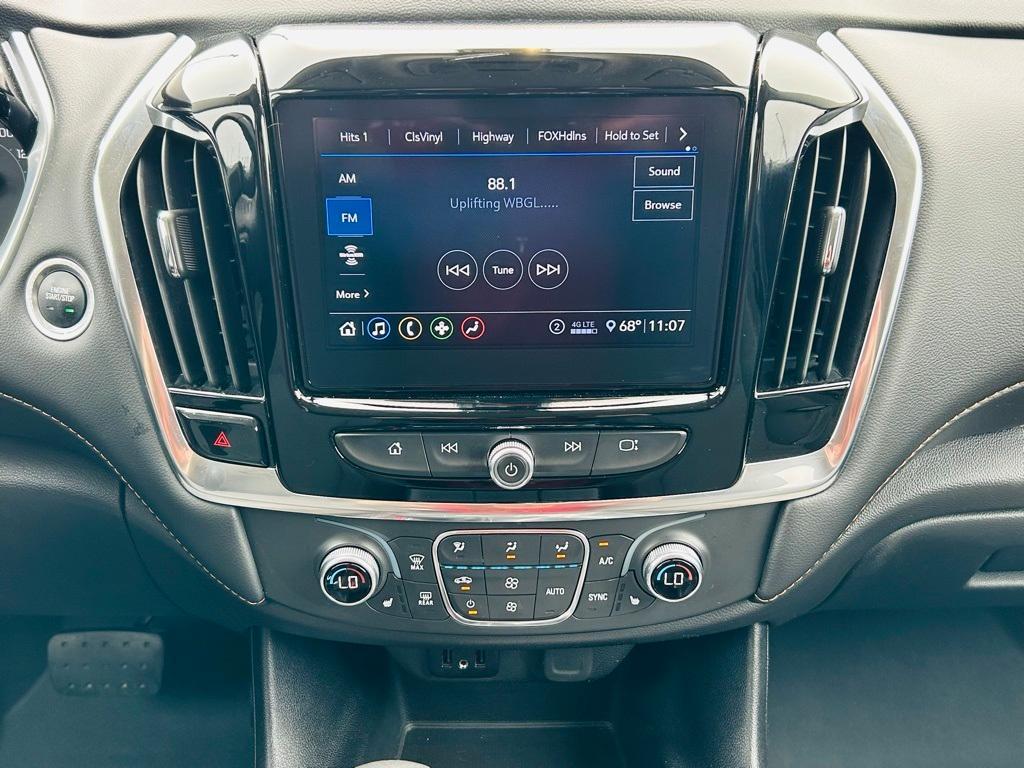 used 2021 Chevrolet Traverse car, priced at $25,500