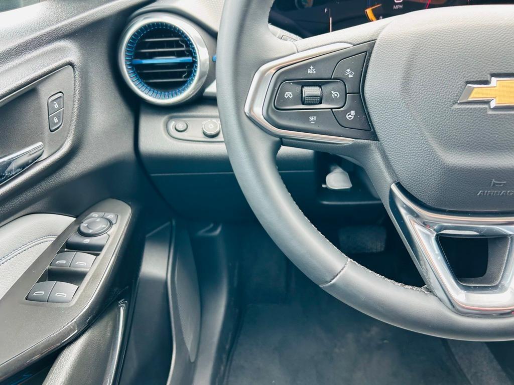 used 2024 Chevrolet Trax car, priced at $23,500