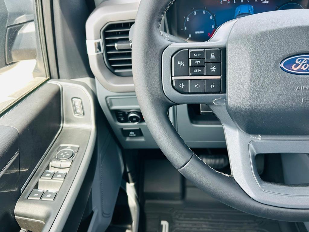 new 2025 Ford F-150 car, priced at $59,454