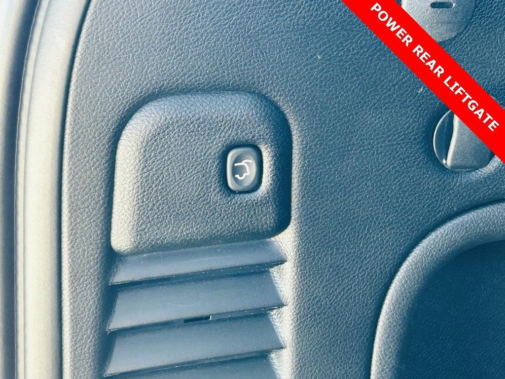 used 2021 Jeep Grand Cherokee car, priced at $27,200