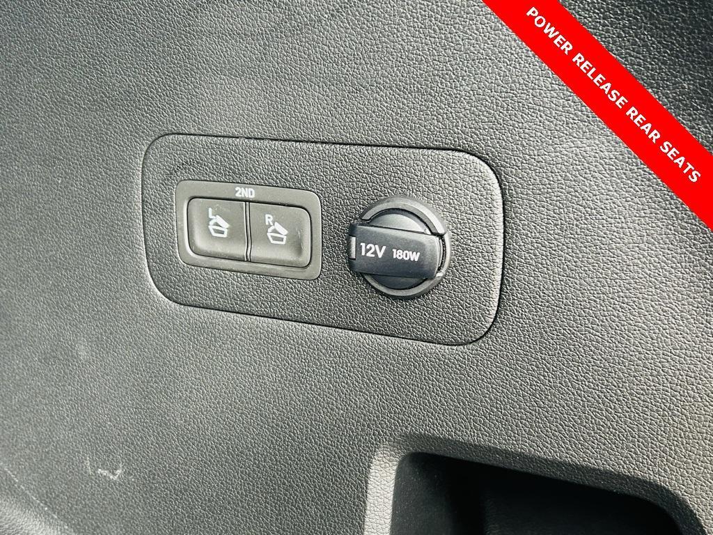 used 2022 Hyundai Santa Fe car, priced at $26,500