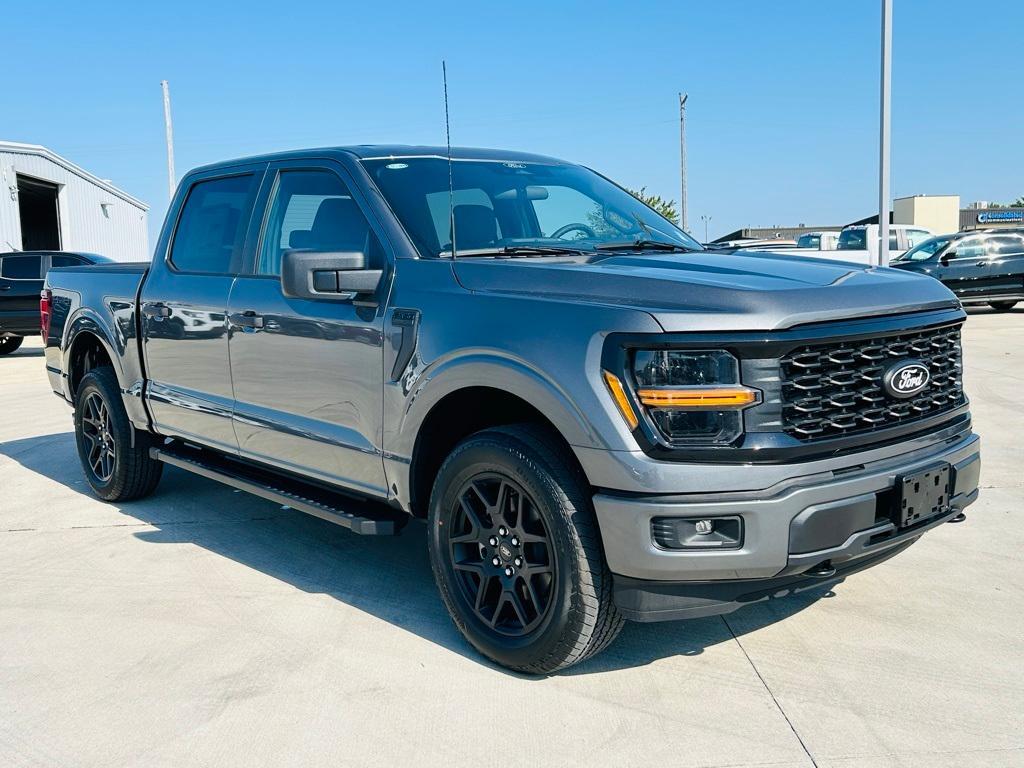 new 2024 Ford F-150 car, priced at $46,322