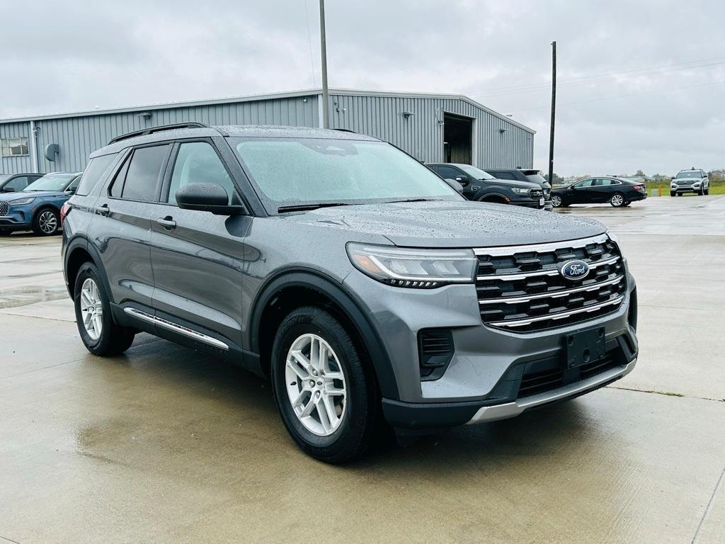 new 2025 Ford Explorer car, priced at $39,489