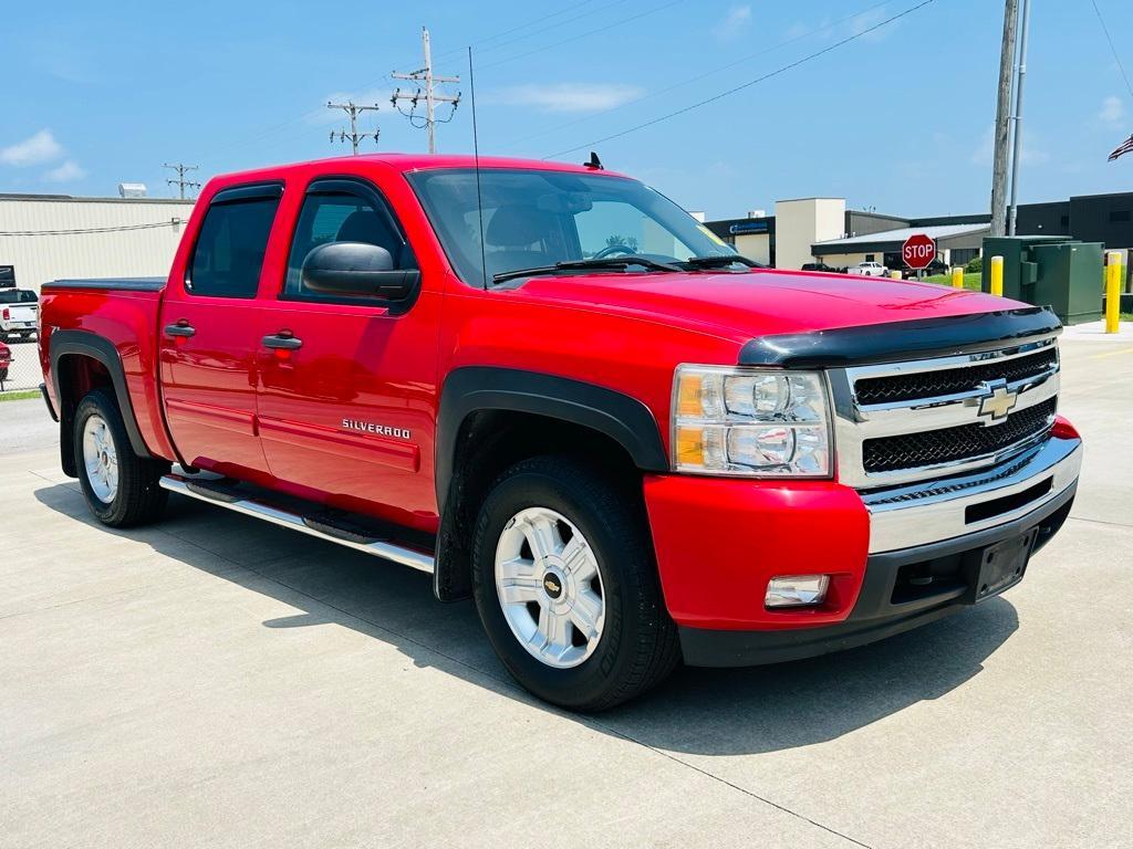 used 2011 Chevrolet Silverado 1500 car, priced at $16,000