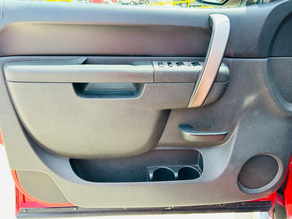 used 2011 Chevrolet Silverado 1500 car, priced at $16,000