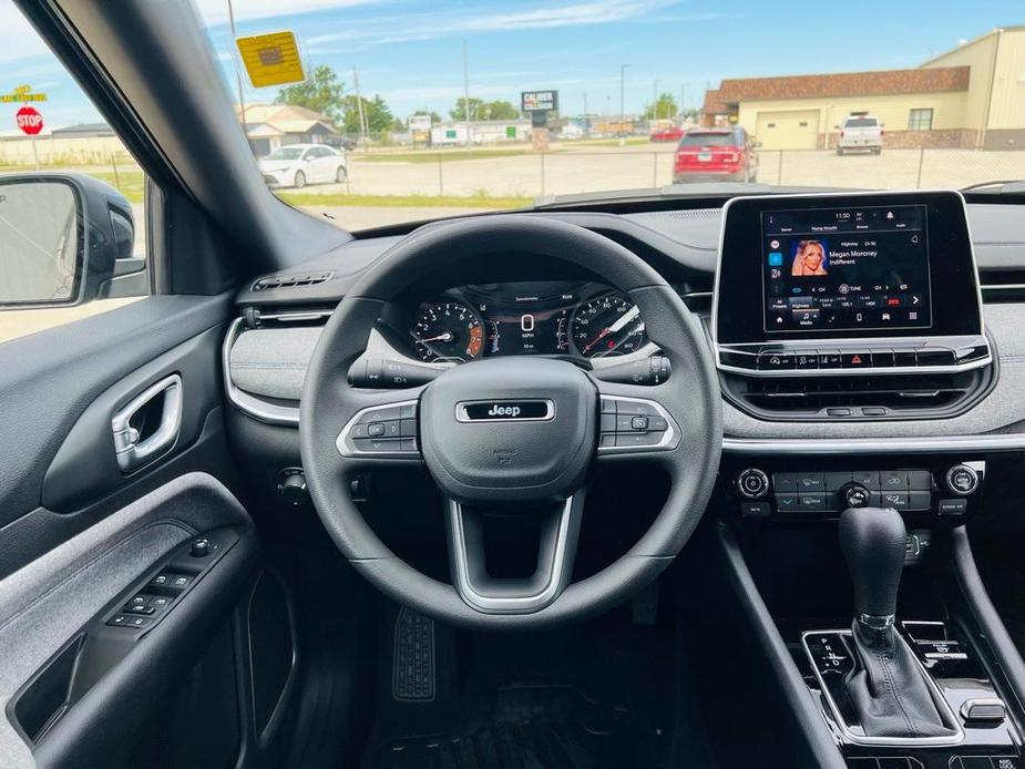 new 2025 Jeep Compass car, priced at $27,281