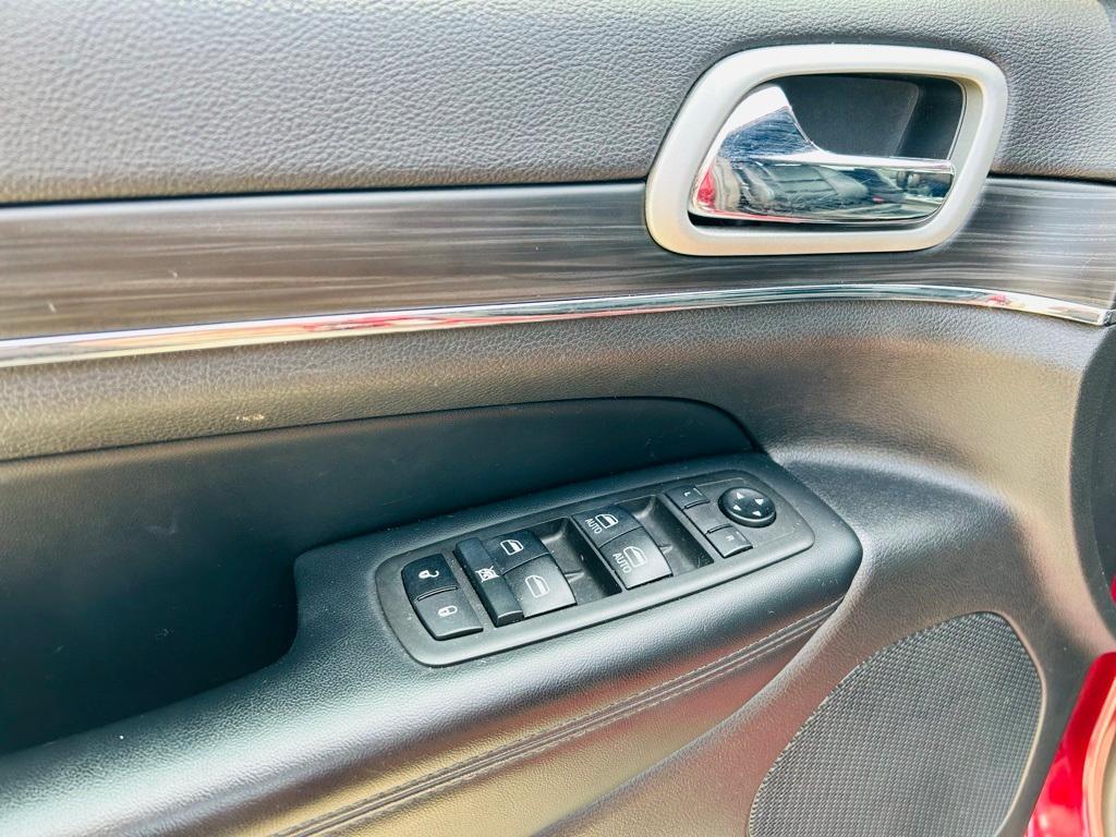 used 2021 Jeep Grand Cherokee car, priced at $27,700