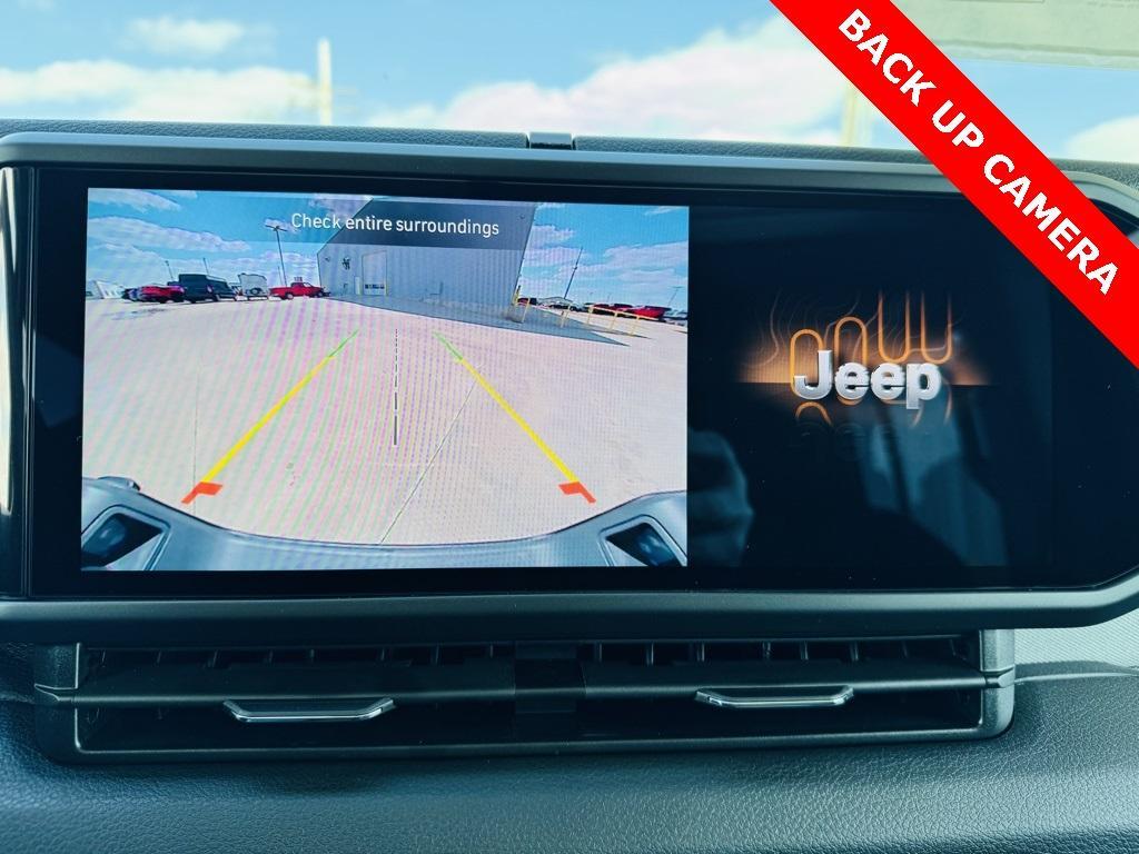 new 2025 Jeep Gladiator car, priced at $41,633