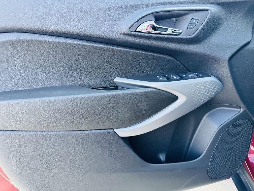 used 2025 Chevrolet Trax car, priced at $23,400