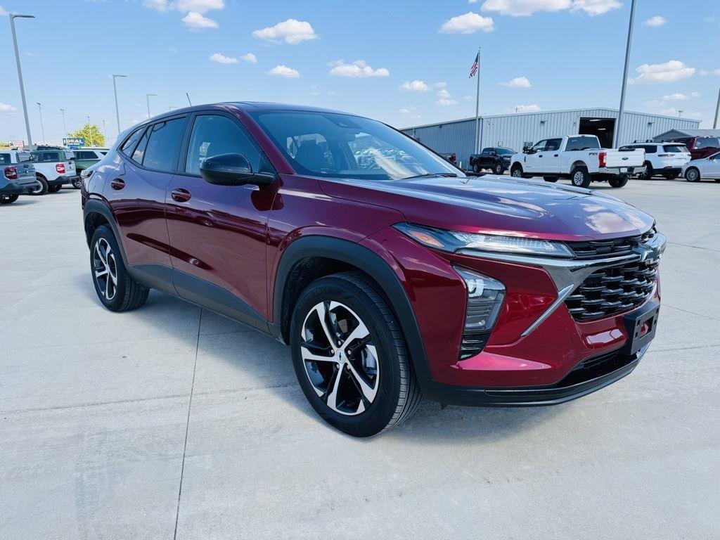 used 2025 Chevrolet Trax car, priced at $23,400