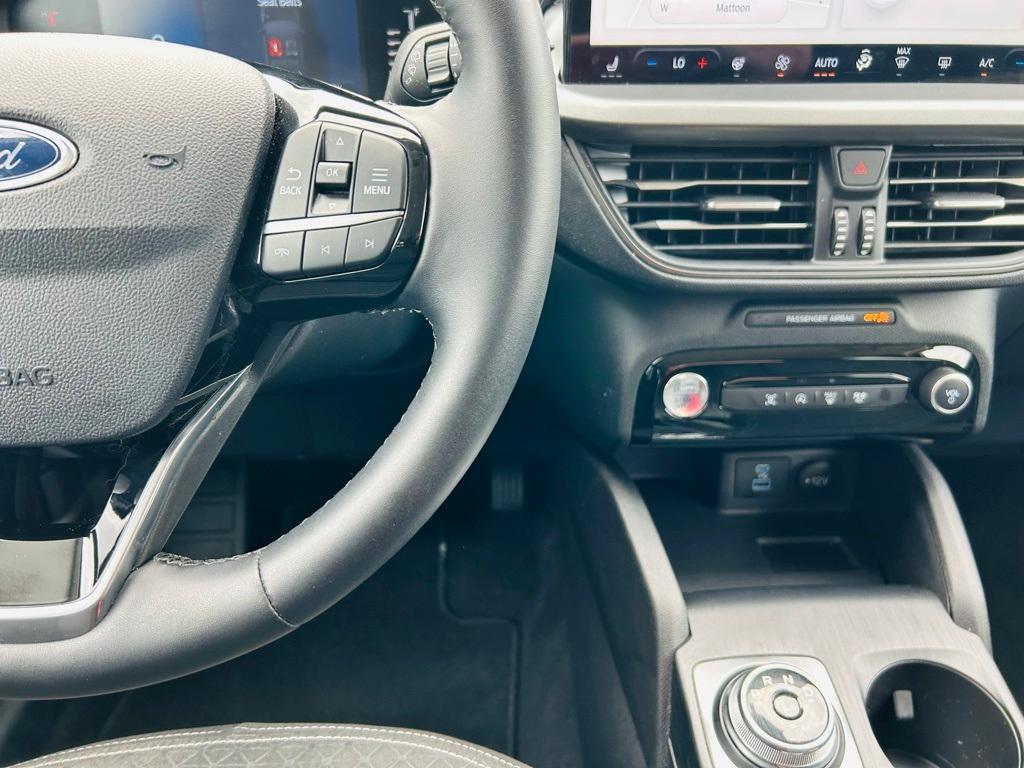 used 2023 Ford Escape car, priced at $26,000