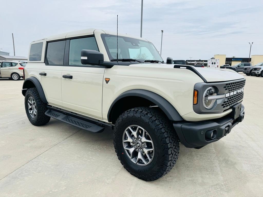 new 2025 Ford Bronco car, priced at $59,663