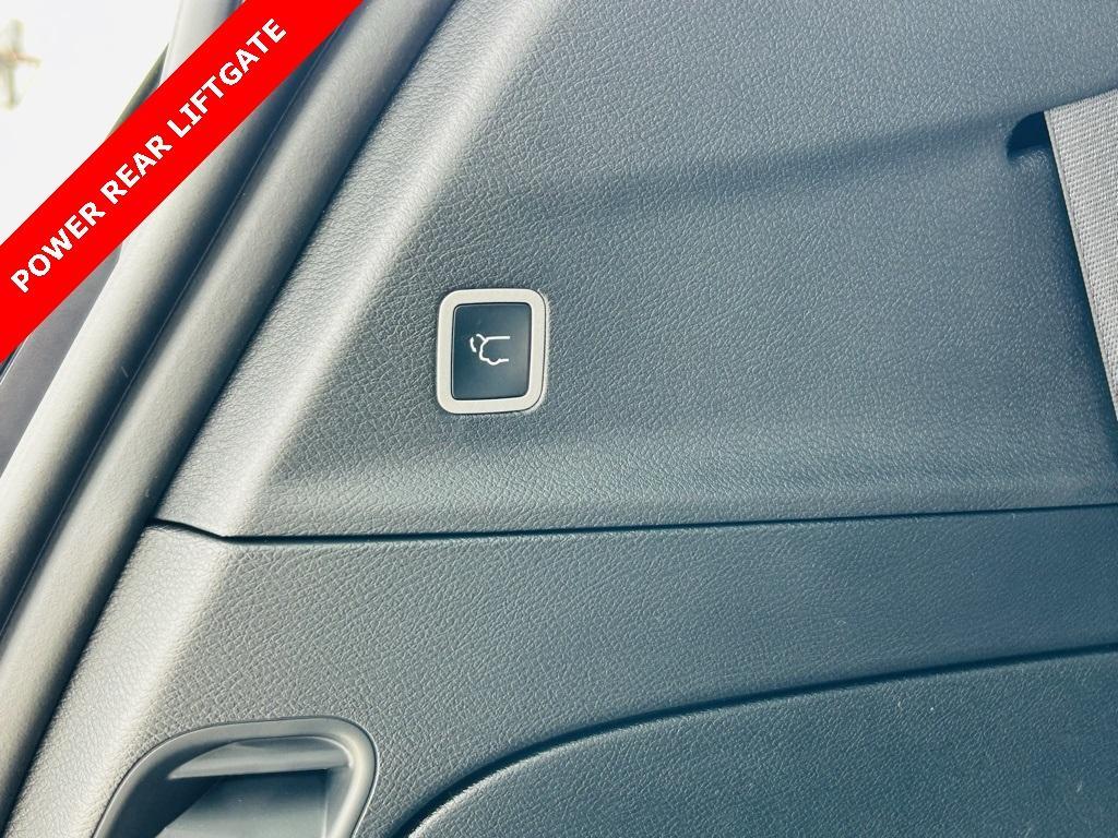 new 2025 Chrysler Voyager car