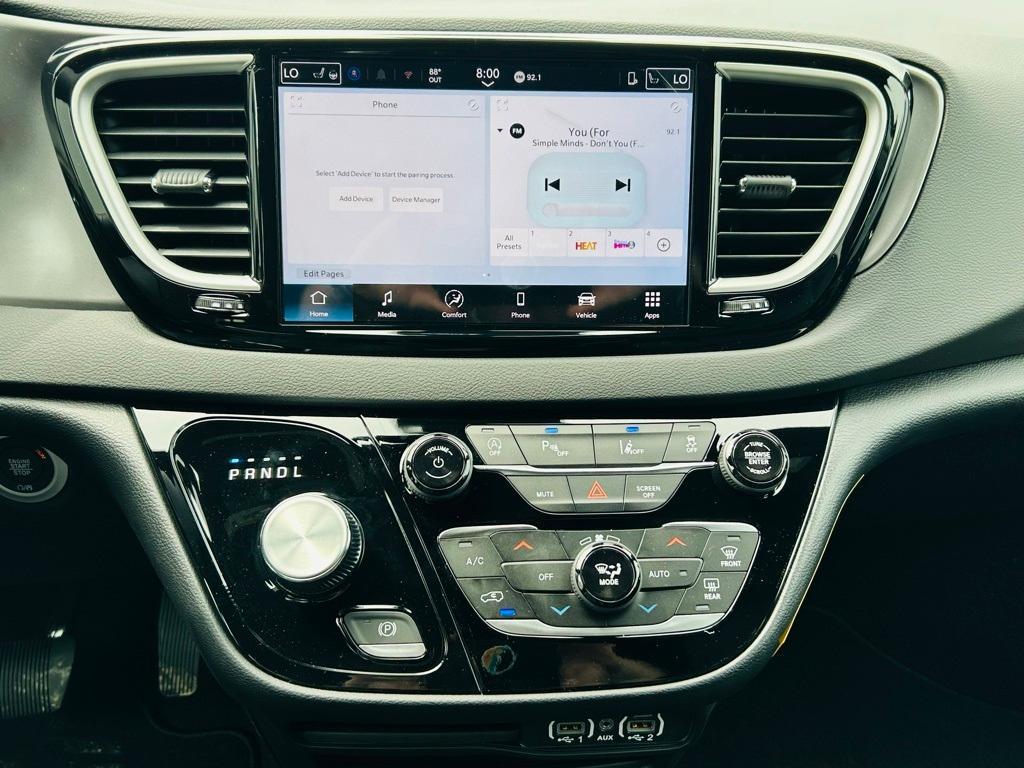 new 2025 Chrysler Voyager car