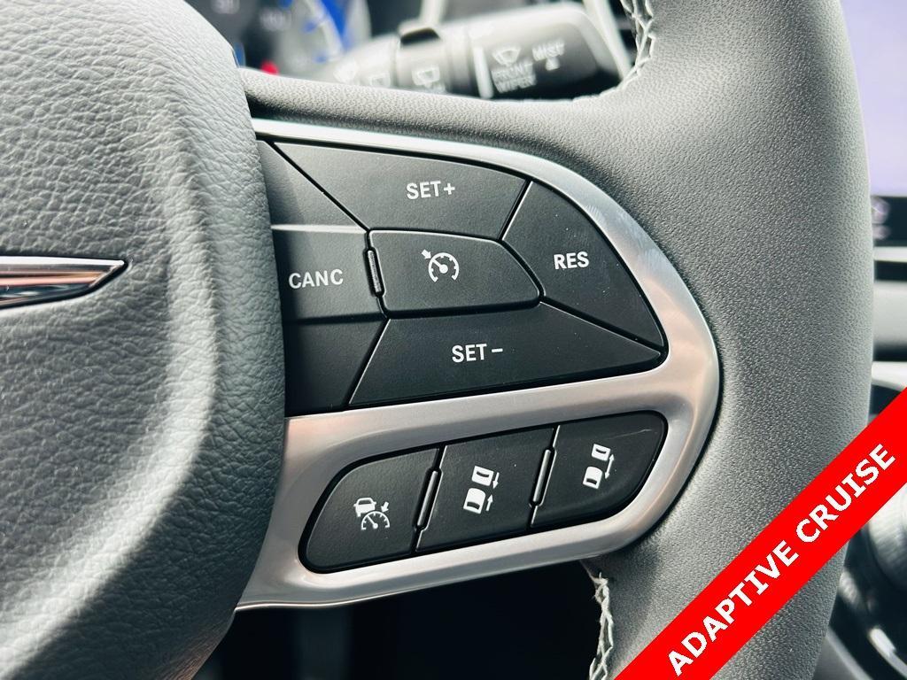 new 2025 Chrysler Voyager car