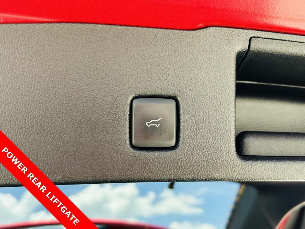 used 2022 Ford Escape car, priced at $25,200