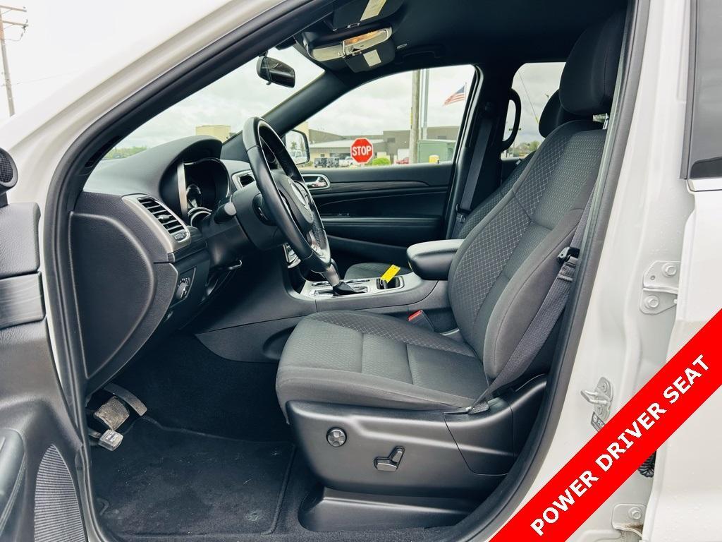 used 2021 Jeep Grand Cherokee car, priced at $25,500
