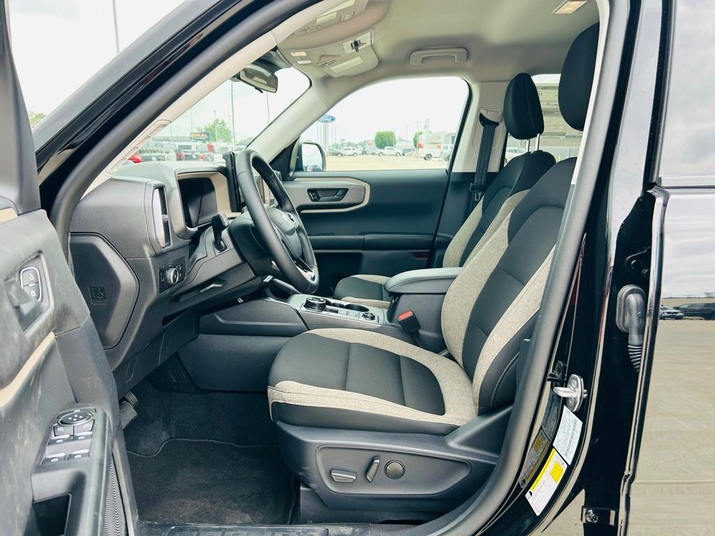 new 2025 Ford Bronco Sport car, priced at $36,105