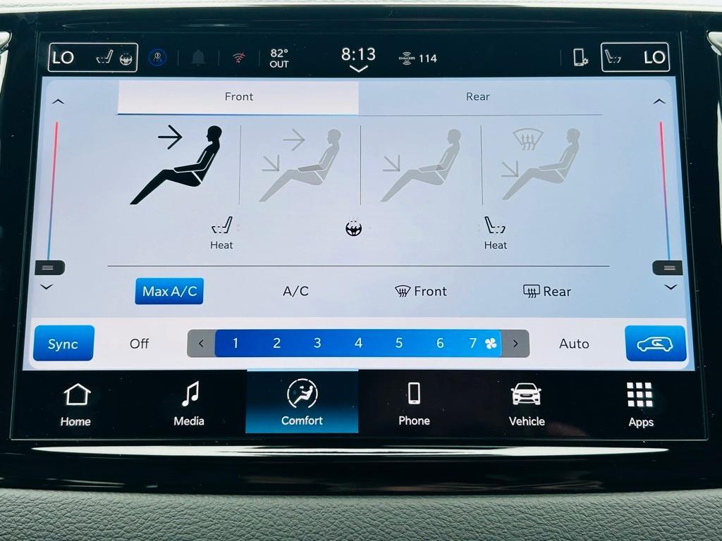 new 2025 Chrysler Voyager car
