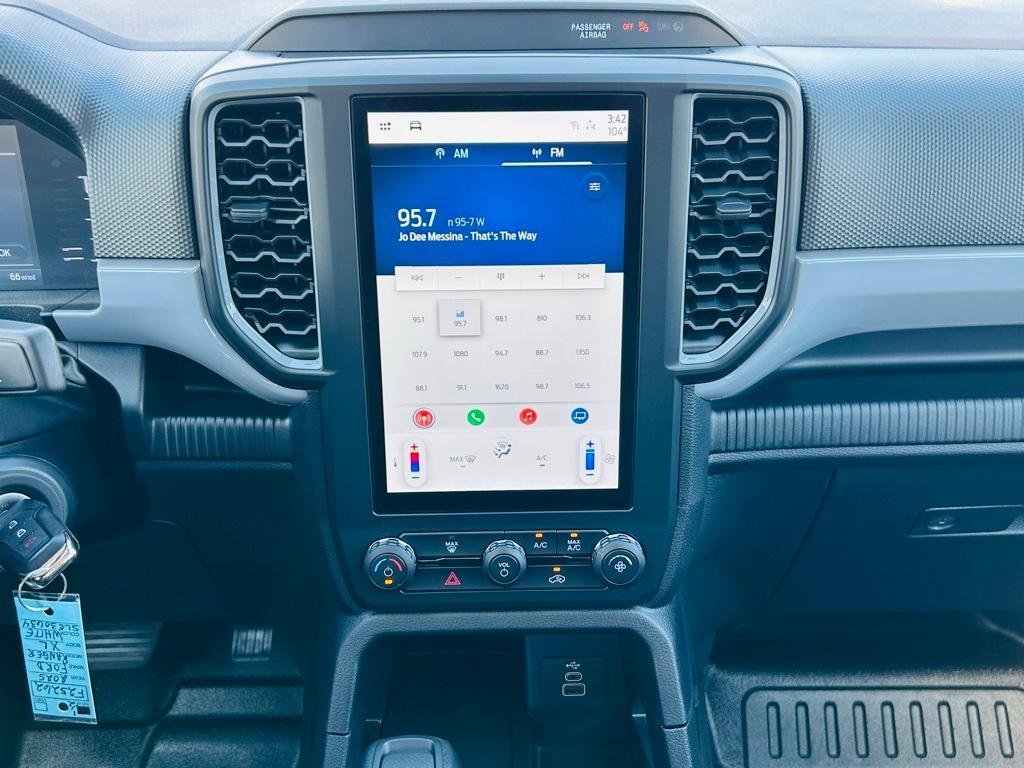new 2025 Ford Ranger car, priced at $36,800