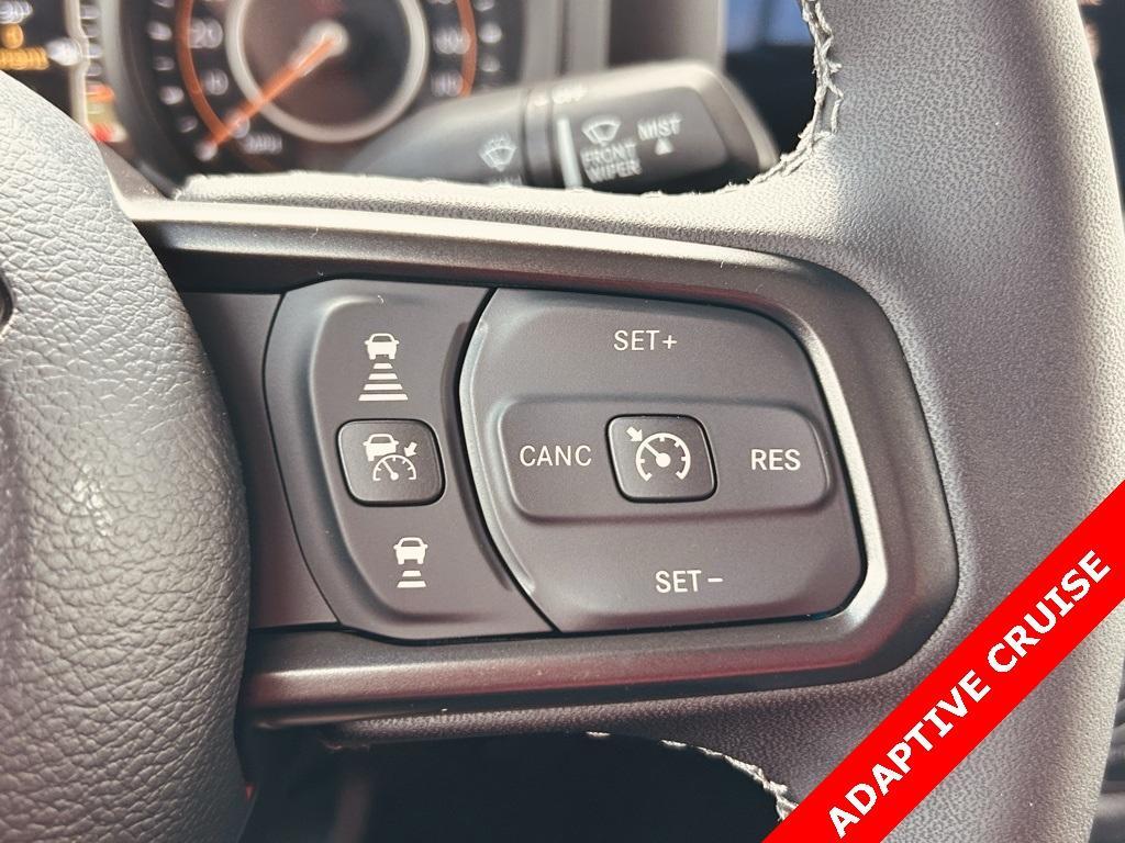 new 2025 Jeep Gladiator car