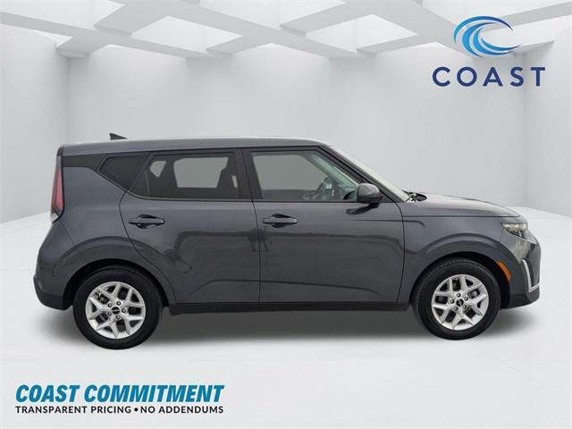 used 2023 Kia Soul car, priced at $15,491