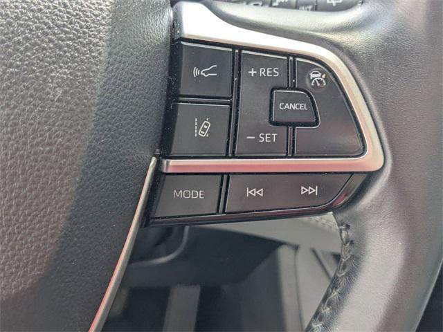 used 2022 Toyota Highlander car, priced at $28,491