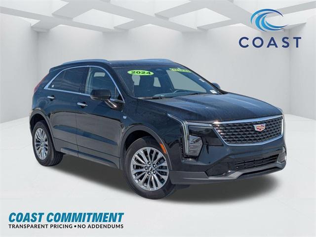 used 2024 Cadillac XT4 car, priced at $32,992