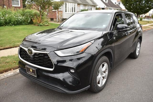 used 2023 Toyota Highlander car, priced at $29,488