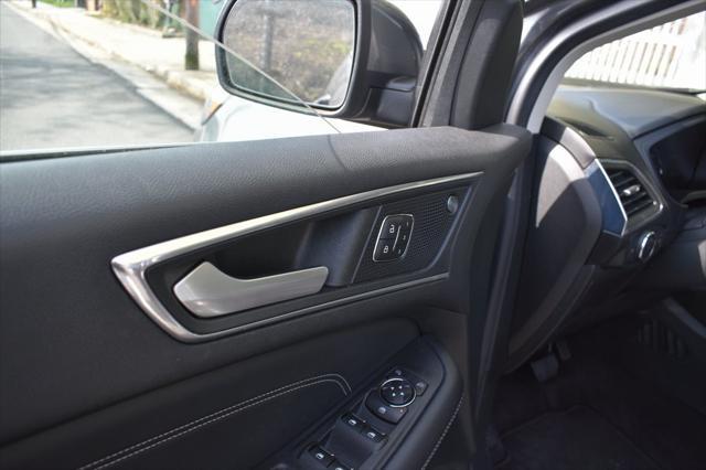 used 2022 Ford Edge car, priced at $19,088